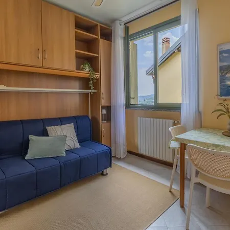 Casa * Moltrasio